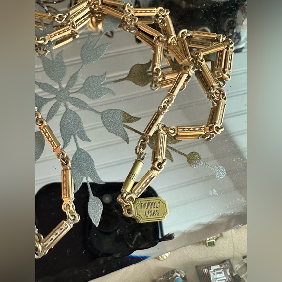 PIDIDDLY LINKS Vintage Antique Brass Double Locket Necklace - Picture 7 of 8